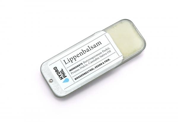 geöffnete Dose Lippenbalsam